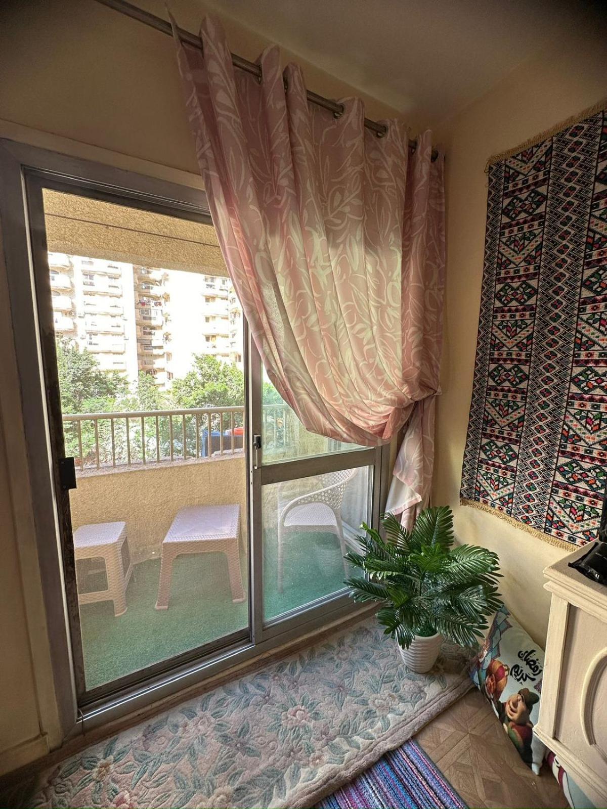 Flamingo 5 Stars Cozy Room - With Ac Cairo Exterior photo